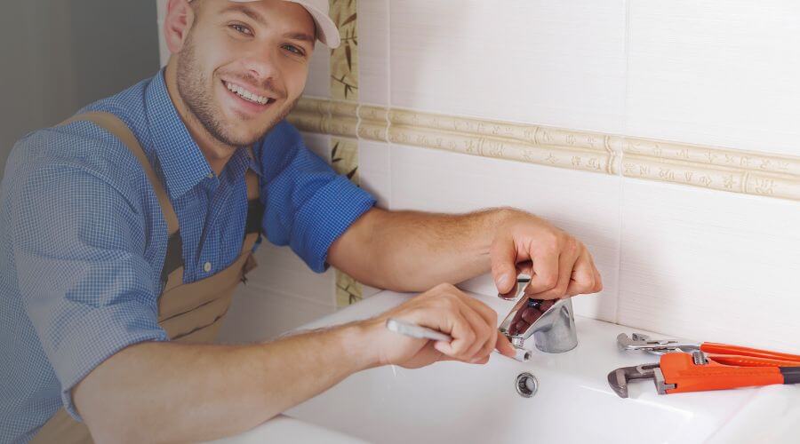 Faucet cartridge replacement in Earlimart, CA